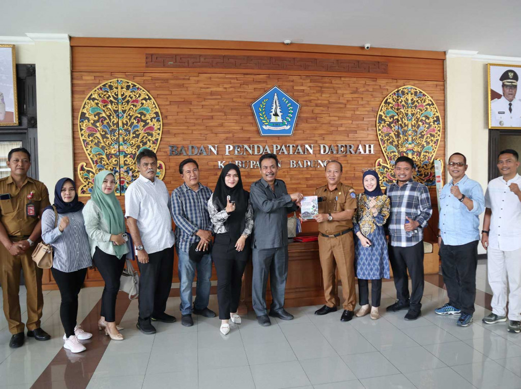 Menerima Kunjungan Kerja dari Komisi II DPRD Kabupaten Pandeglang
