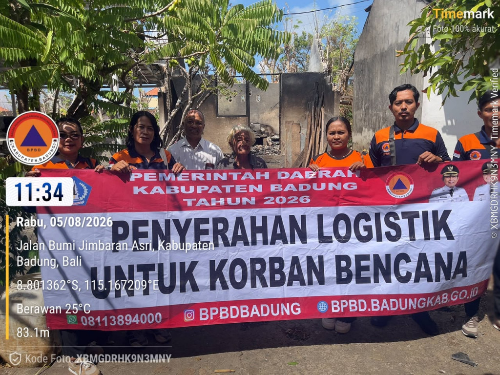 Penyerahan Bantuan Logistik
