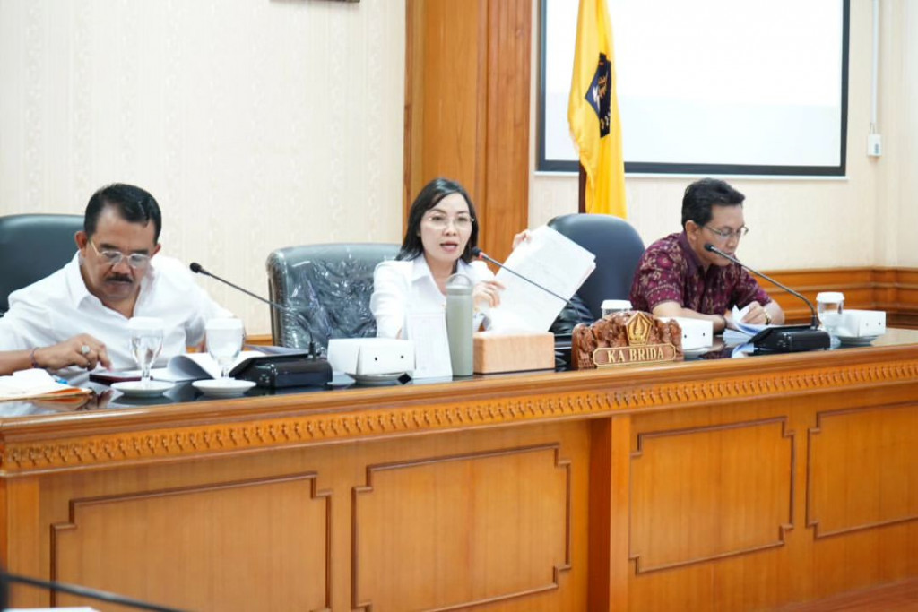 Rapat Pembahasan Laporan Pendahuluan Kegiatan Survei Indeks Kerukunan Umat Beragama Kabupaten Badung