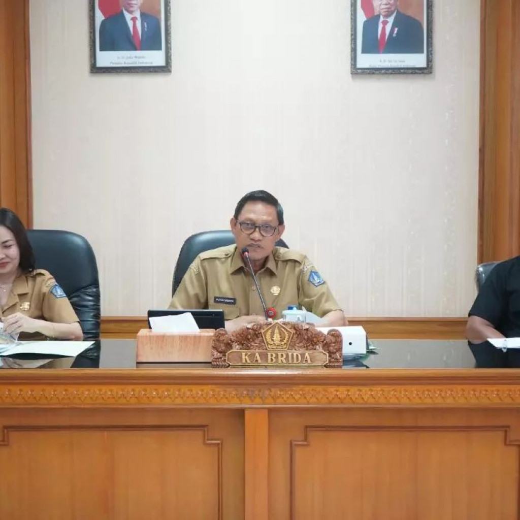 Rapat Pembahasan Laporan Antara kegiatan Pemantauan Tanaman Padi di Kabupaten Badung Menggunakan Teknologi Penginderaan Jauh (Remote Sensing) dan Sistem Informasi Geografis