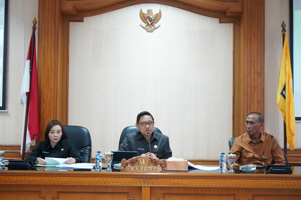 Rapat Pembahasan Laporan Akhir kegiatan Pemantauan Tanaman Padi di Kabupaten Badung Menggunakan Teknologi Remote Sensing dan Sistem Informasi Geografis