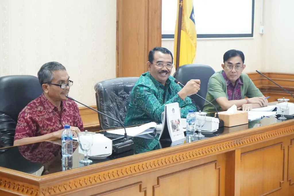 Pembahasan Laporan Antara Kegiatan Penelitian dan Pengembangan Koperasi, Usaha Kecil dan Menengah berupa Kajian Digitalisasi UMKM di Kabupaten Badung