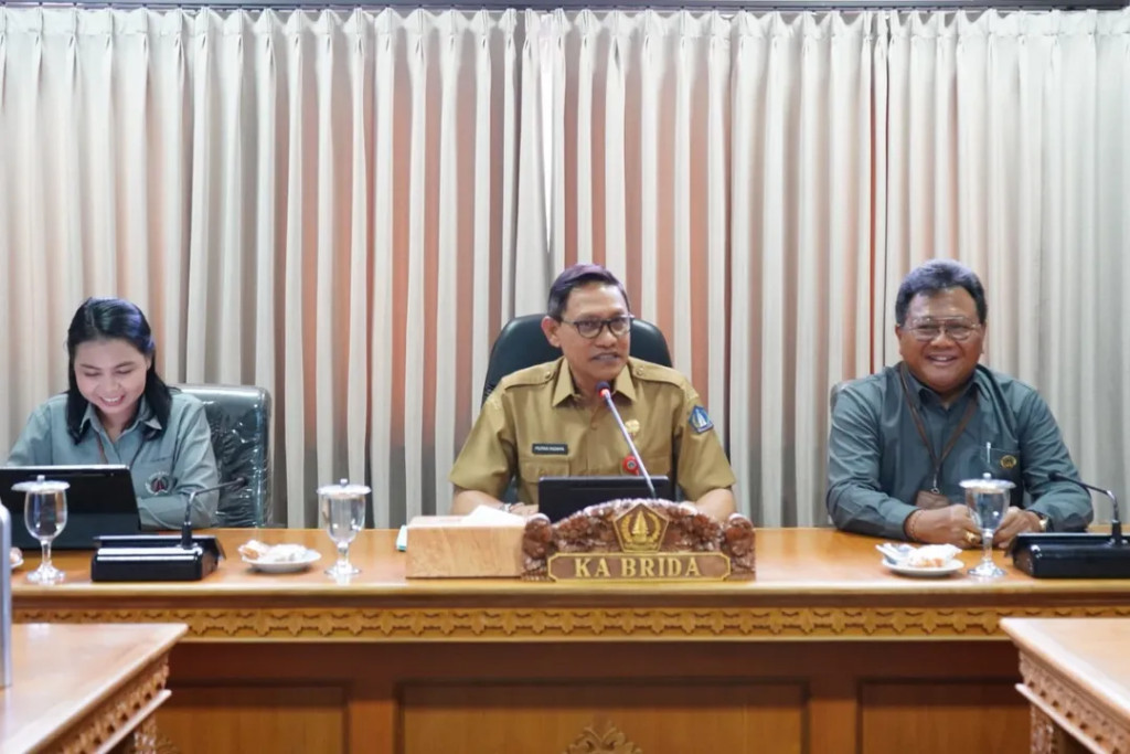 Penandatanganan Pokok-Pokok Perjanjian Kegiatan Penelitian dan Pengembangan Bidang Ekonomi dan Pembangunan