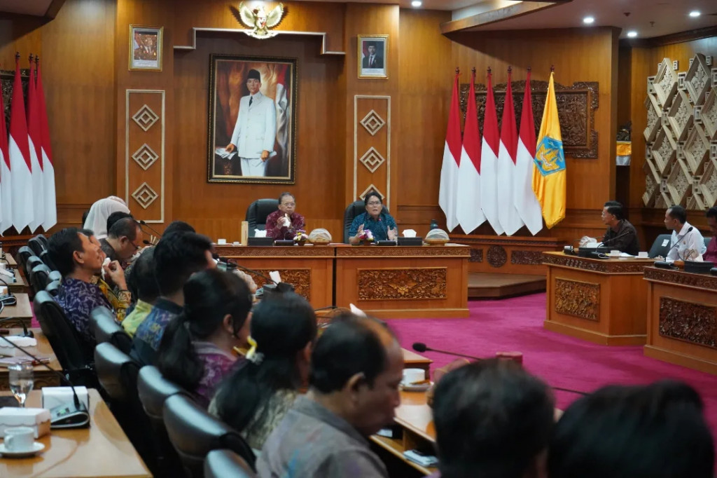 Rapat Persiapan Kegiatan Penyerahan Sertifikat Hak Kekayaan Intelektual Provinsi Bali Tahun 2026