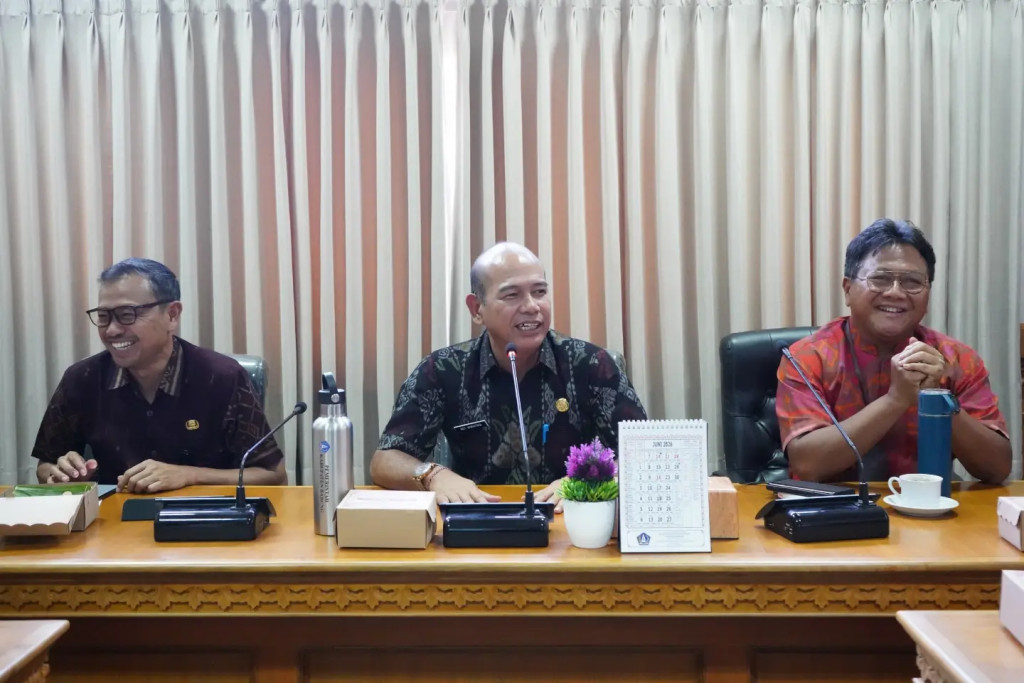 Pembahasan Kajian Akademis oleh Dinas Koperasi, UKM dan Perdagangan Kabupaten Badung tentang Rencana Kebijakan Subsidi Terhadap Bahan Pokok dan Barang Penting