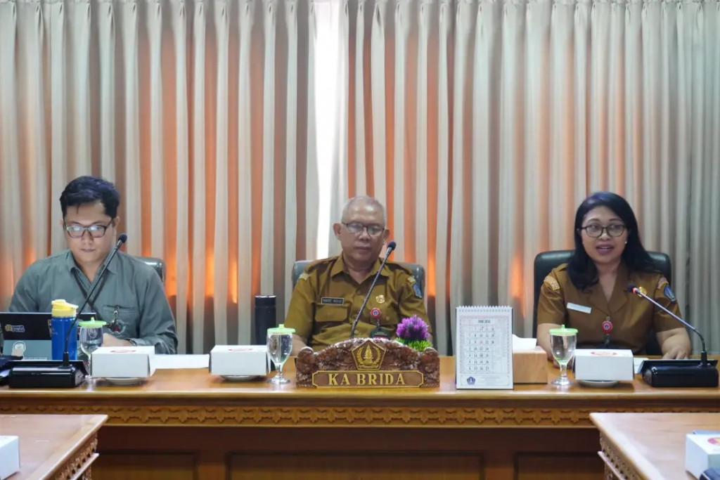 Focus Group Discussion (FGD) Kegiatan Kajian Strategi Pengembangan Sentra Industri Kreatif