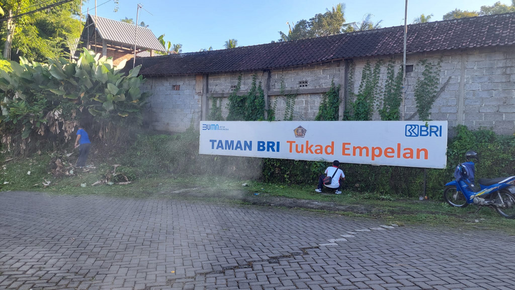 JUMAT KRIDA KEBERSIHAN