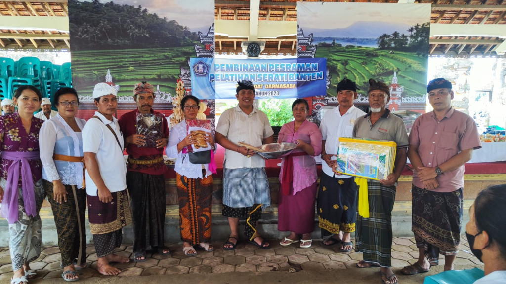 KEGIATAN PEMBINAAN PESRAMAN  DESA ADAT DARMASABA