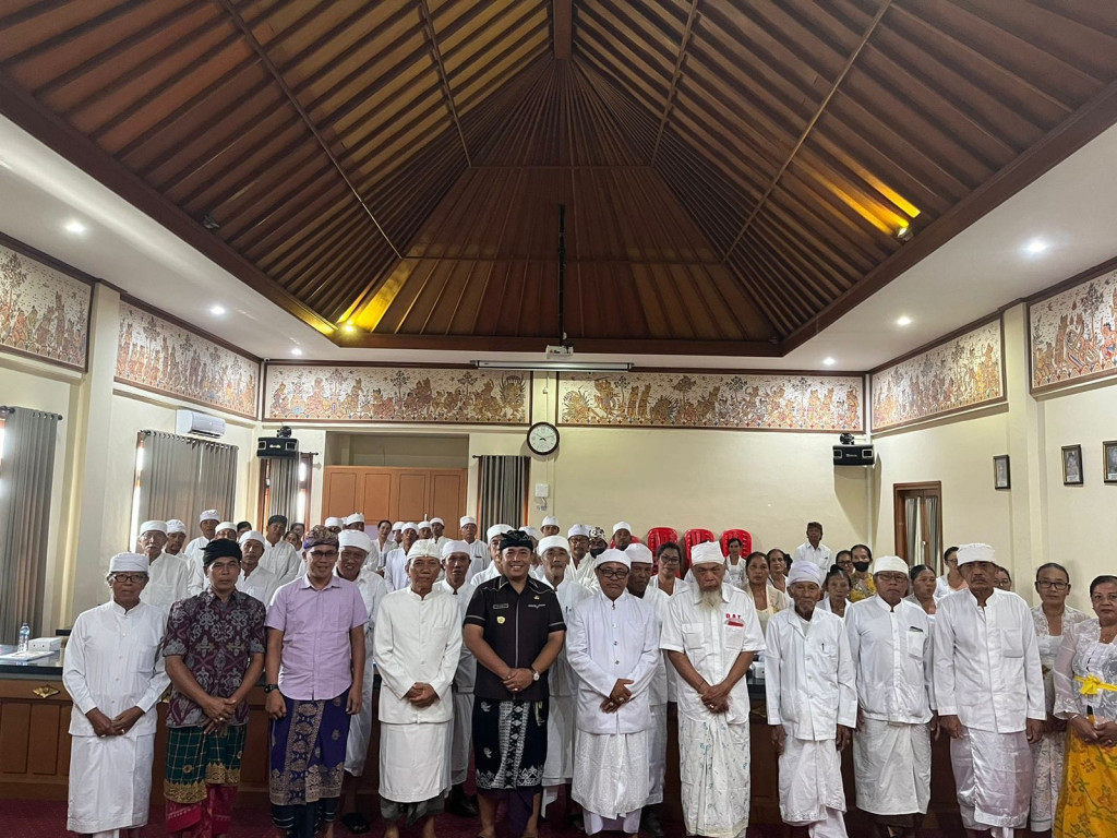 PELATIHAN PEMANGKU