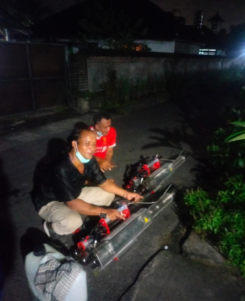 FOGGING SEBAGAI PENCEGAH DBD DI BR UMAHANYAR DESA DARMASABA