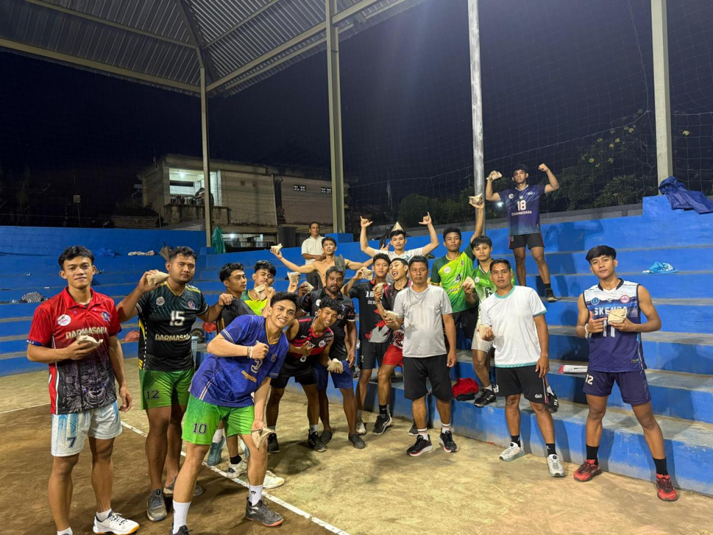 Telah Dilaksanakan Pelatihan Atlet Voli Dharma Temaja Menuju Mangupura Cup 2025!