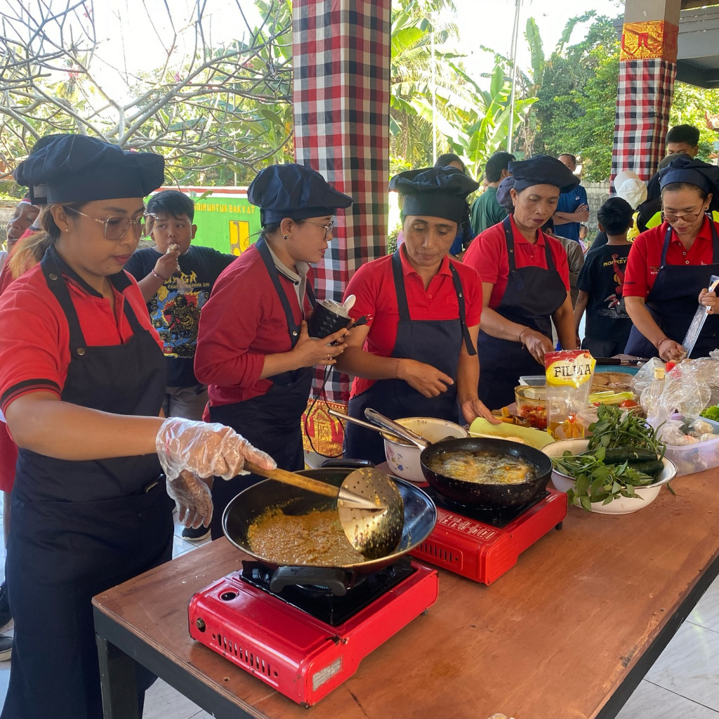 Lomba Memasak antar PKK di Desa Ayunan untuk memeriahkan dan menyambut Hari Kemerdekaan RI ke-79.