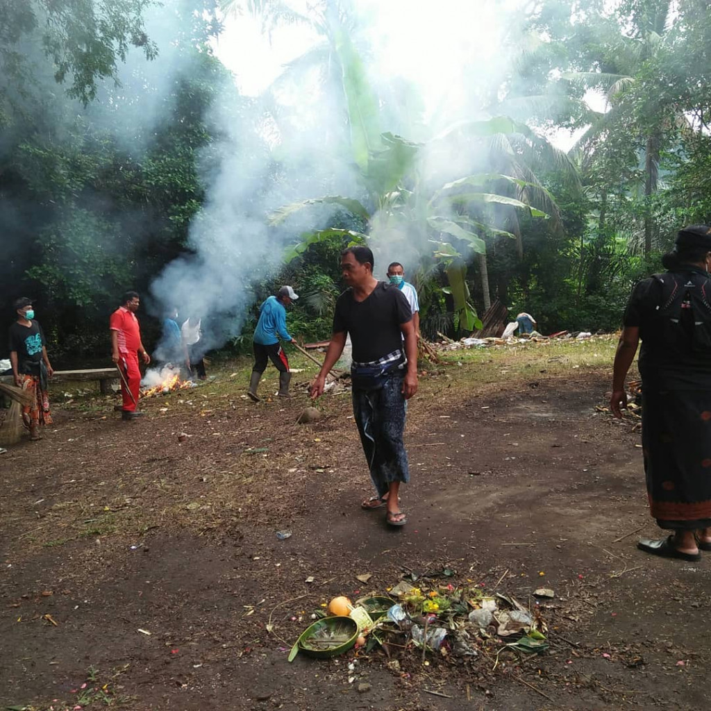 Krida dan Jumat Bersih