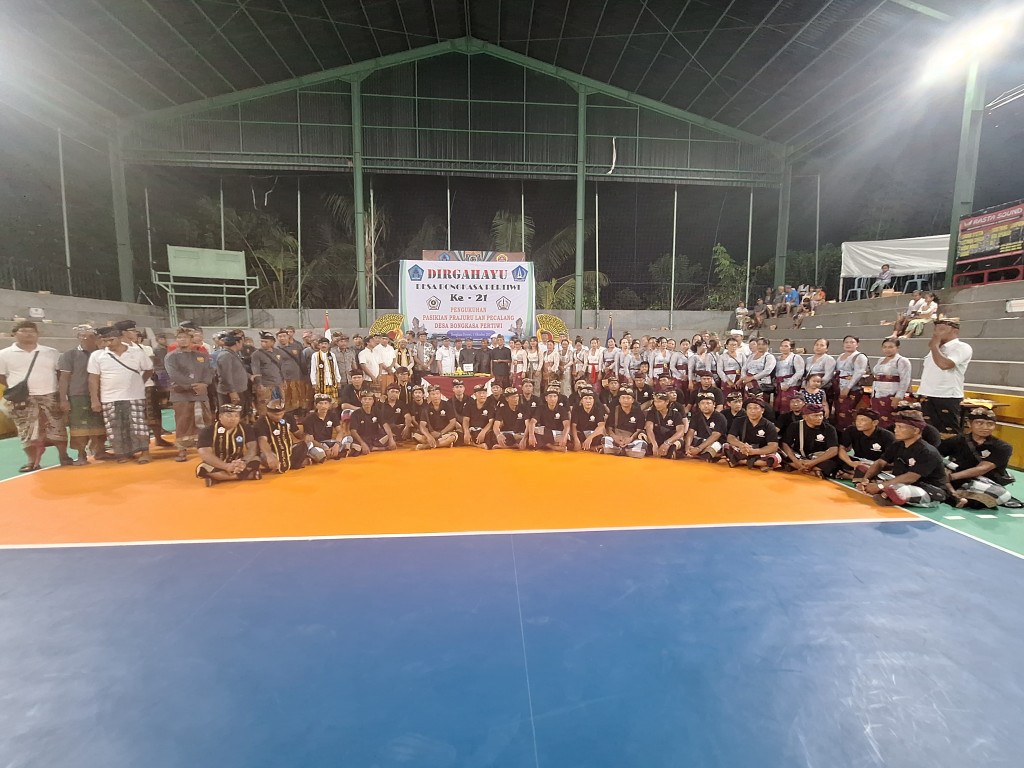Perayaan Hut Desa Bongkasa Pertiwi Ke - 21