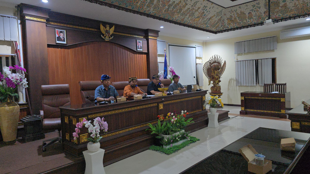 Rapat Pasikian Prajuru