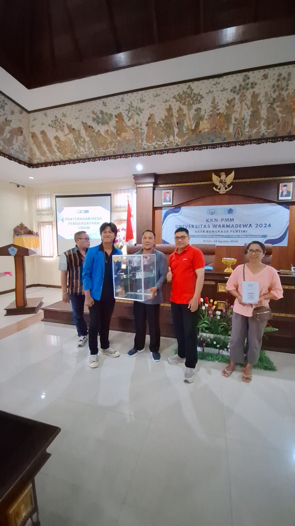 Pelepasan KKN-PMM Universitas Warmadewa di Desa Bongkasa Pertiwi