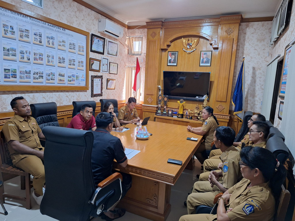 Rapat Koordinasi Kaur dan Kasi