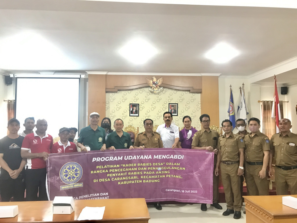 Cegah Penyebaran Rabies, FKH UNUD Lakukan Pelatihan Terhadap Kader Rabies Desa Carangsari