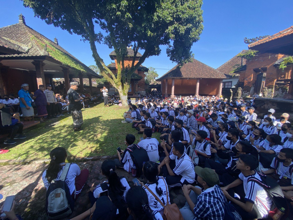 Implementasi Mata Pelajaran P5 SMP N 1 Kuta Utara Datang Langsung Ke Desa Carangsari