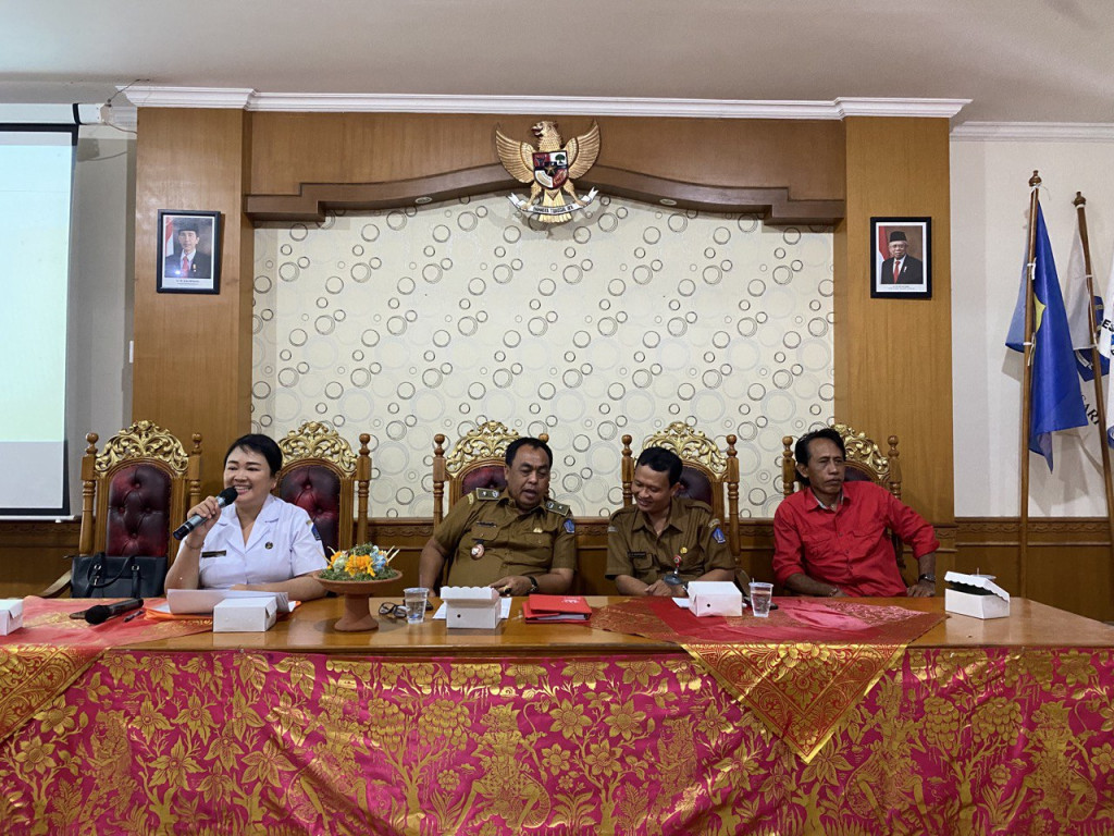 Bahas Peningkatan Taraf Kesehatan Masyarakat Melalui Musyawarah Masyarakat Desa