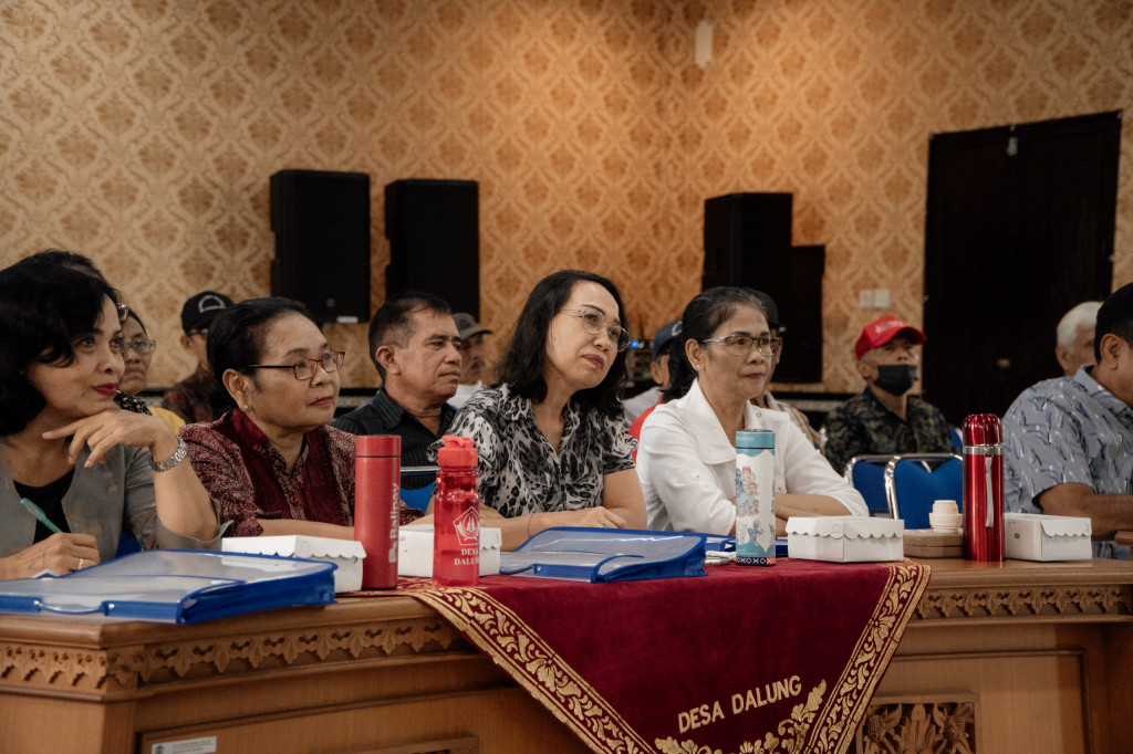 Tetap Aktif di Usia Senja: Pancaran Semangat dan Kebahagiaan Lansia dalam Mengikuti Sekolah Lansia