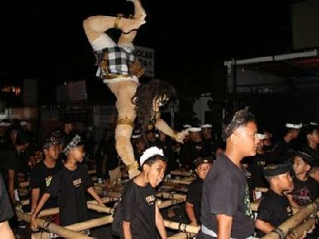 Penuh Semangat, Anak-anak Bhinus Kauh Ikut Tampil dalam Sakasanga Festival