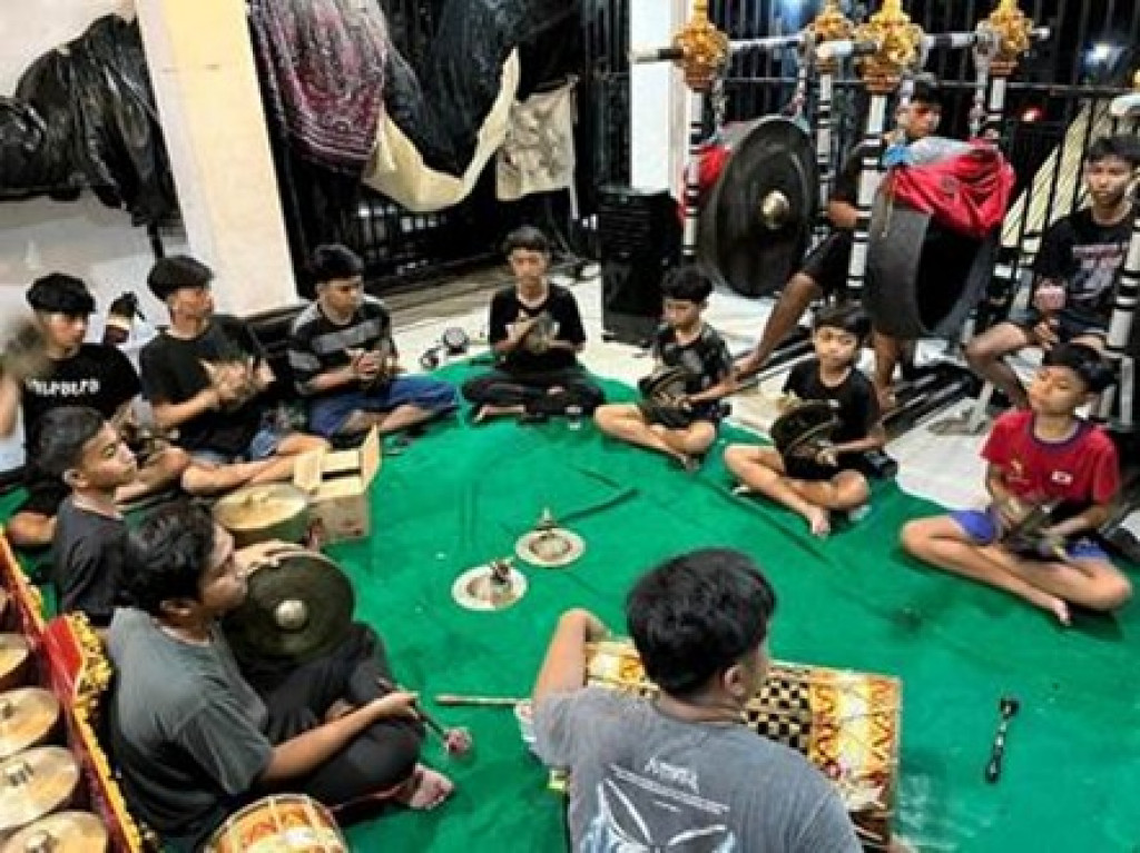 Yowana Sloka Ganda Swari Gelar Latihan Megambel Rutin, Sambut Parade Ogoh-ogoh