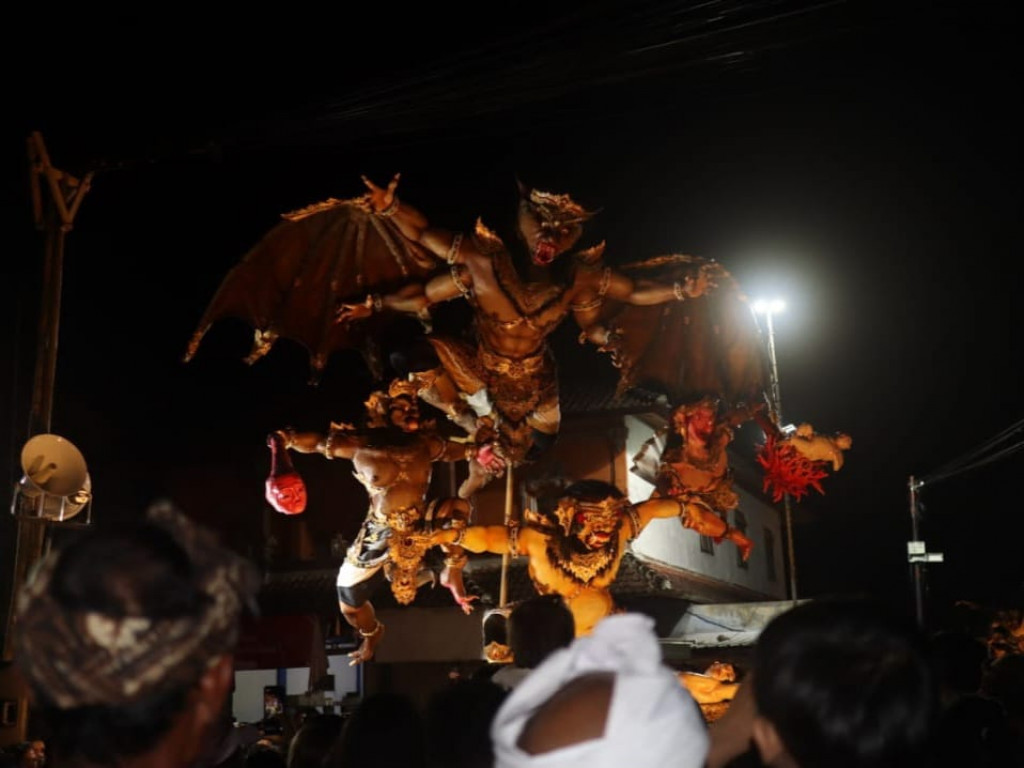 Meriah dan Magis! Desa Dalur Gelar Parade Ogoh-ogoh