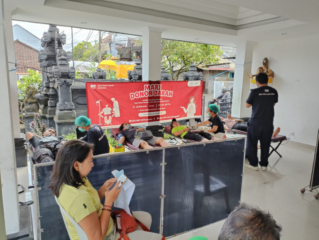 Aksi Peduli Sesama melalui Kegiatan Donor Darah di Bhineka Nusa Kauh Dalung
