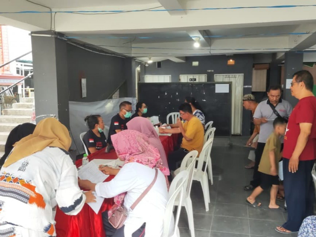 Antusiasme Warga Bhinus Kauh Dalung Ikut Serta dalam Kegiatan Donor Darah