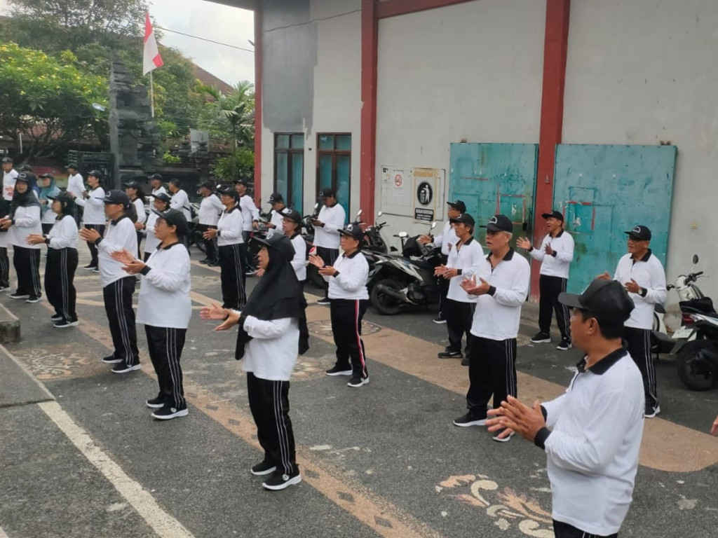 Dukung Para Lansia Selalu Aktif, Posyandu Lansia Digelar di Banjar Bhinus Kauh Dalung