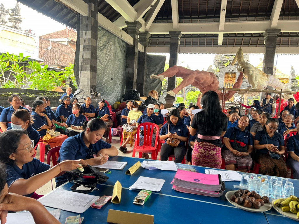 Rapat Rutin PKK Banjar Tegal Luwih: Perkuat Program Posyandu Lansia dan Bank Sampah di Desa Dalung