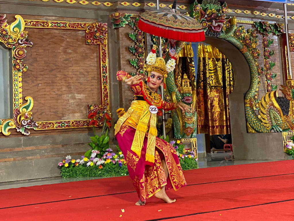 Tari Condong Jadi Salah Satu Lomba dalam rangka HUT Sabha Yowana Desa Adat Dalung ke-57 Tahun