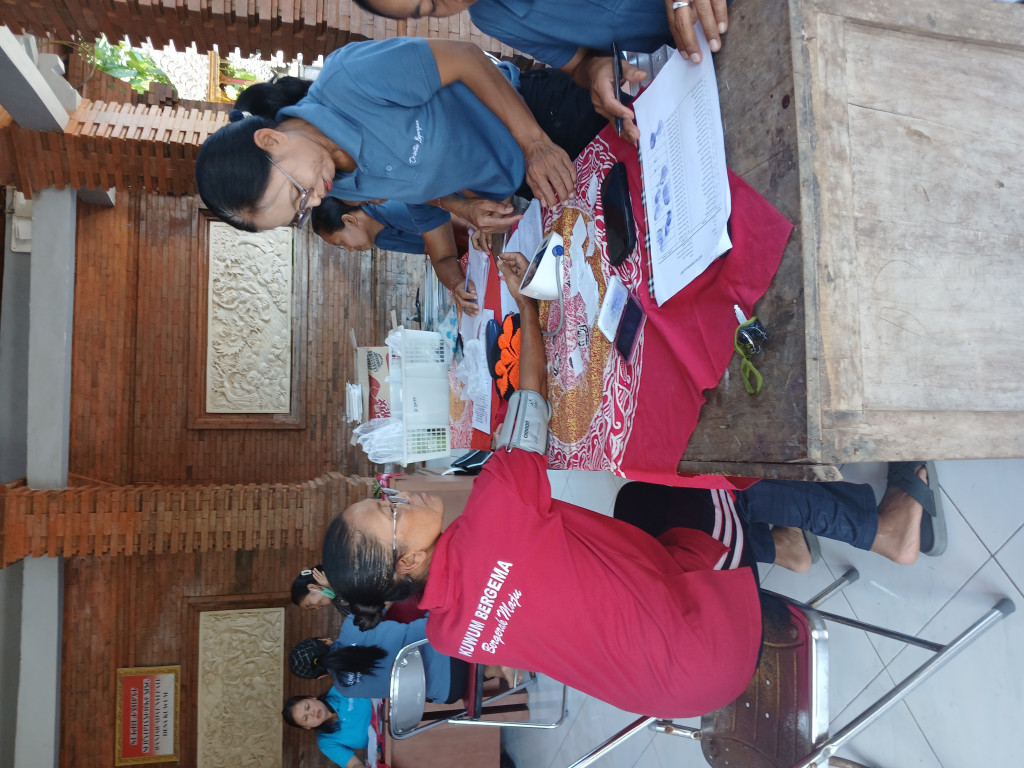 Pelaksanaan kegiatan Posyandu Balita, Lansia dan BKB bulan November di Banjar Dinas Nyelati Desa Kuwum