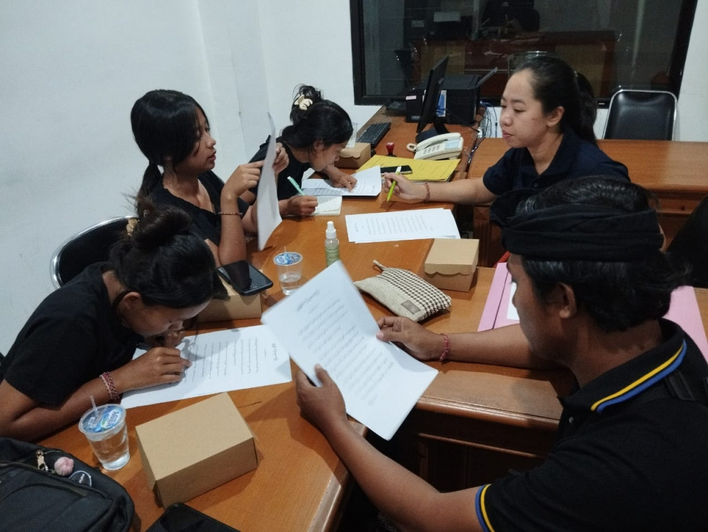 Pembinaan Bulan Bahasa Bali ke VIII Desa Kuwum