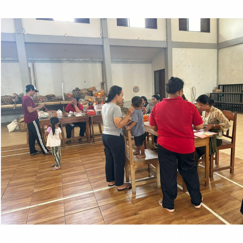 Pelaksanaan Posyandu Balita di Desa Mambal