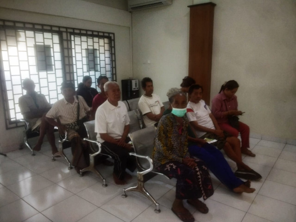 Pencairan BLT Dana Desa tahap II di Desa Mambal