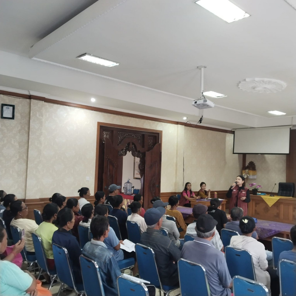 Kegiatan sosialisasi Penerima Program Keluarga Harapan (PKH)