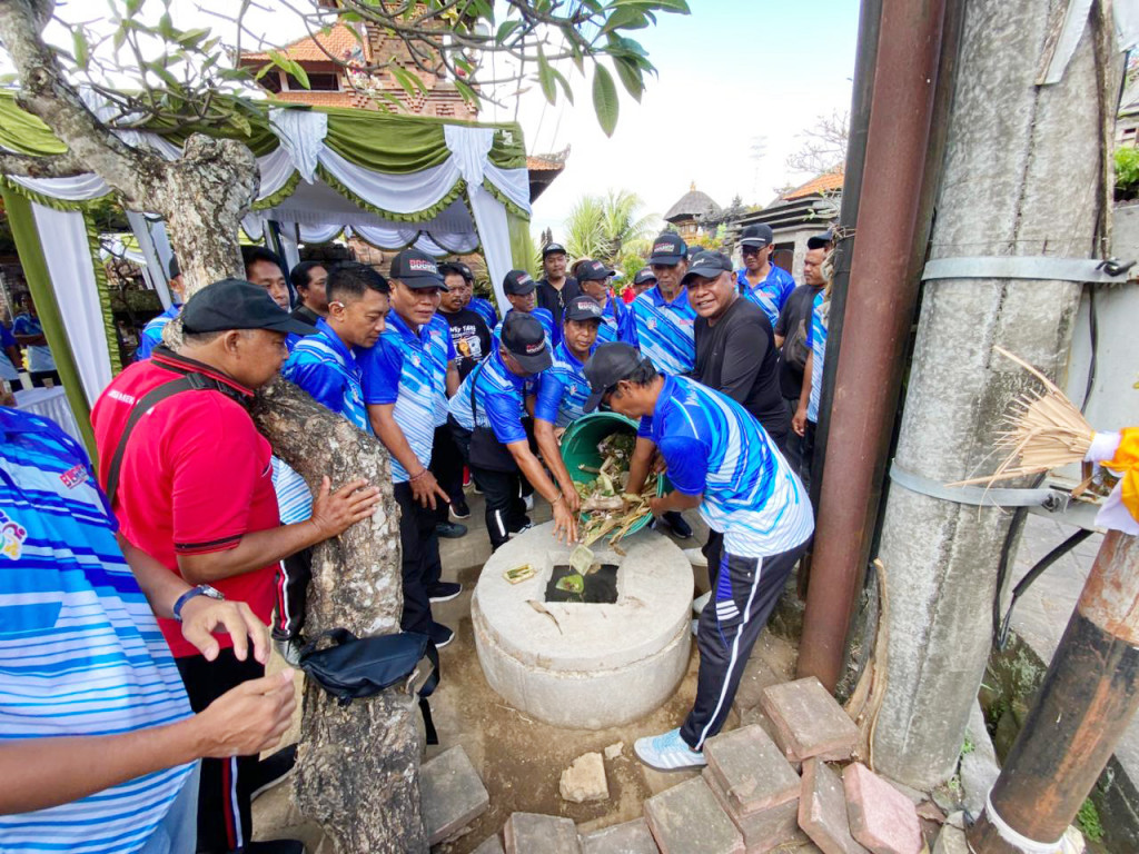Kegiatan Bulan Bakti Gotong Royong Masyarakat (BBGRM) Desa Mekar Bhuwana Tahun 2026