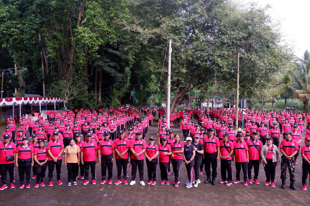 Senam Lansia Dalam Rangka HALUN Desa Mekar Bhuwana