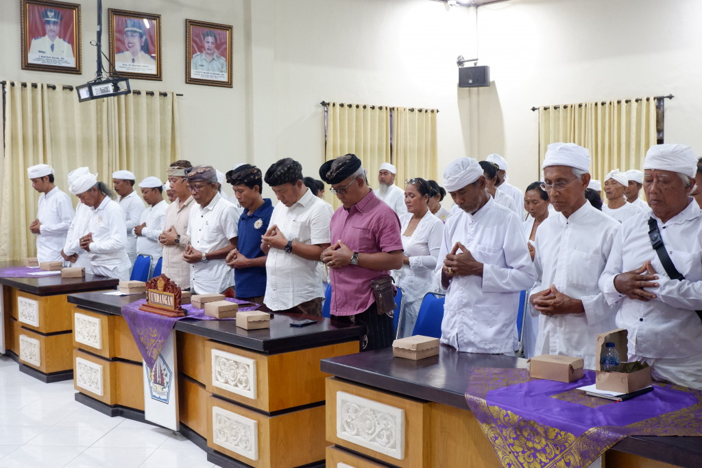 Pelatihan Pemangku dan Serati Se Desa Mekar Bhuwana