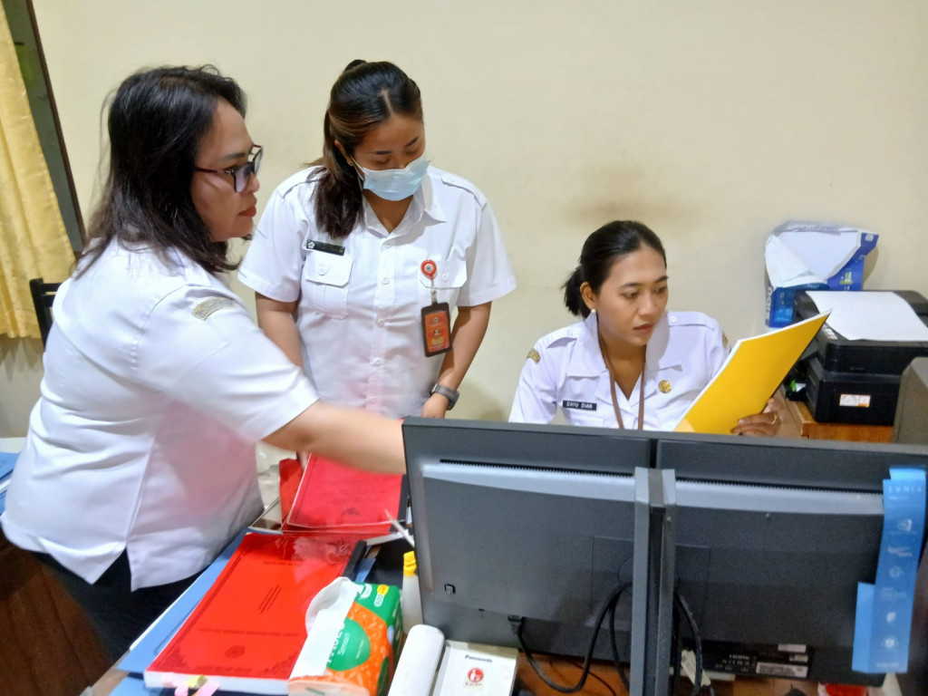Pembinaan  & Pengawasan Penyelenggaraan Administrasi Pemerintah Desa di Desa Mekar Bhuwana