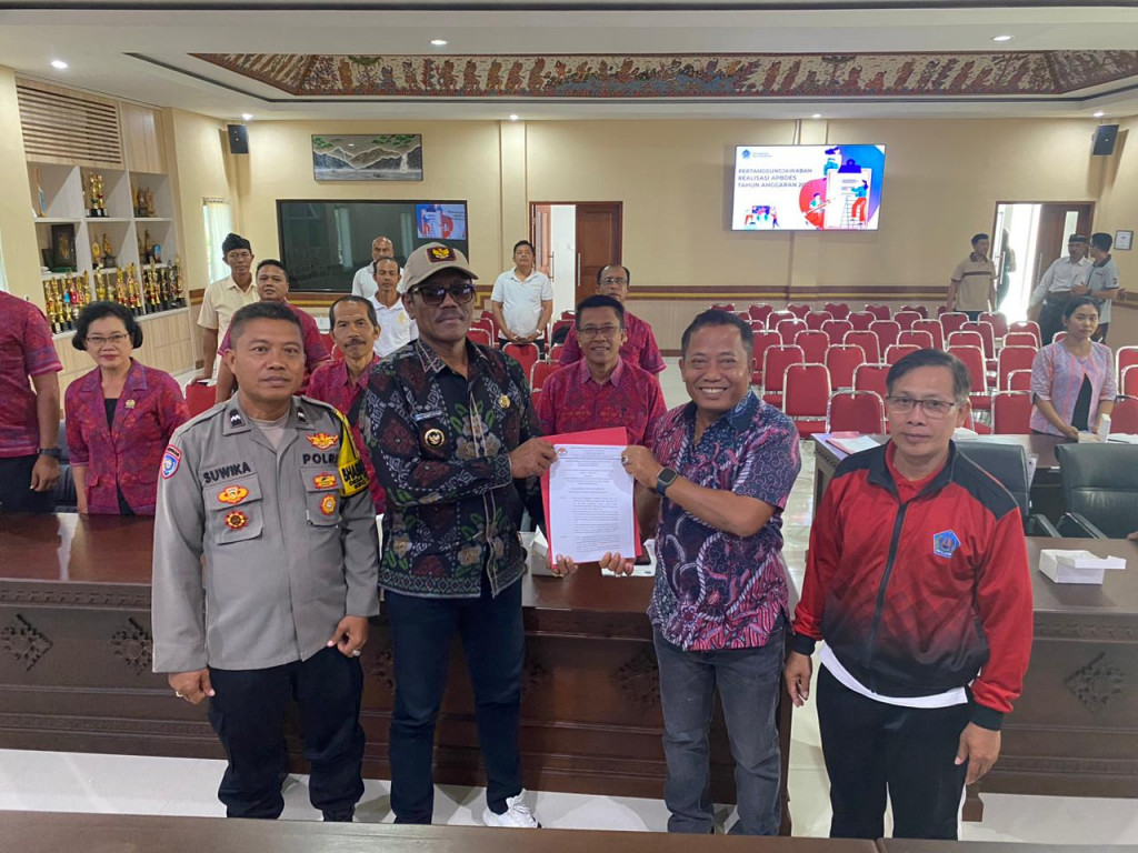 MUSDES PERTANGGUNGJAWABAN REALISASI APBDES MENGWITANI TAHUN ANGGARAN 2025