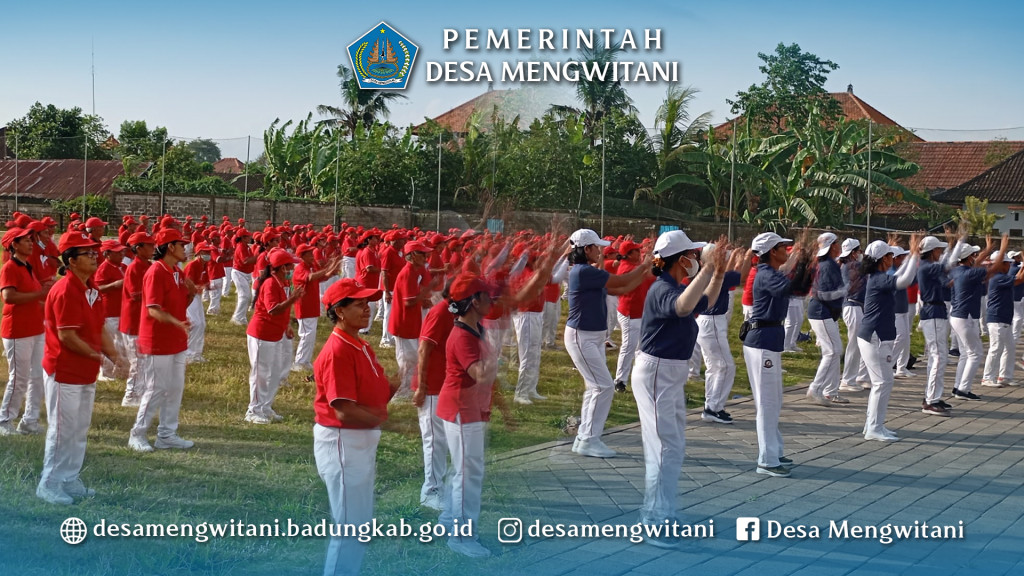 SENAM KARANG LANSIA SUDHAMALA KANTI DESA MENGWITANI DI LAPANGAN PRATU RAI MADRA MENGWITANI