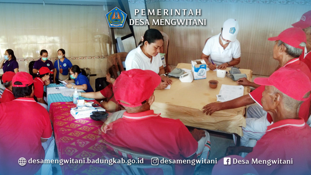 KEGIATAN POSYANDU LANSIA DAN PEMBERIAN PMT BR. LODA PURA, MENGWITANI