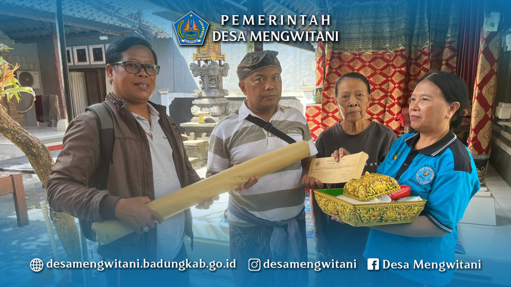 PERANGKAT DESA MENGWITANI MELAYAT DI BR. DAJAN PEKEN, MENGWITANI