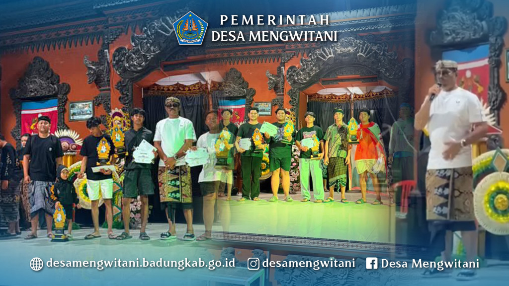 PERBEKEL MENGWITANI SERAHKAN HADIAH PEMENANG STDS KITE FESTIVAL 5
