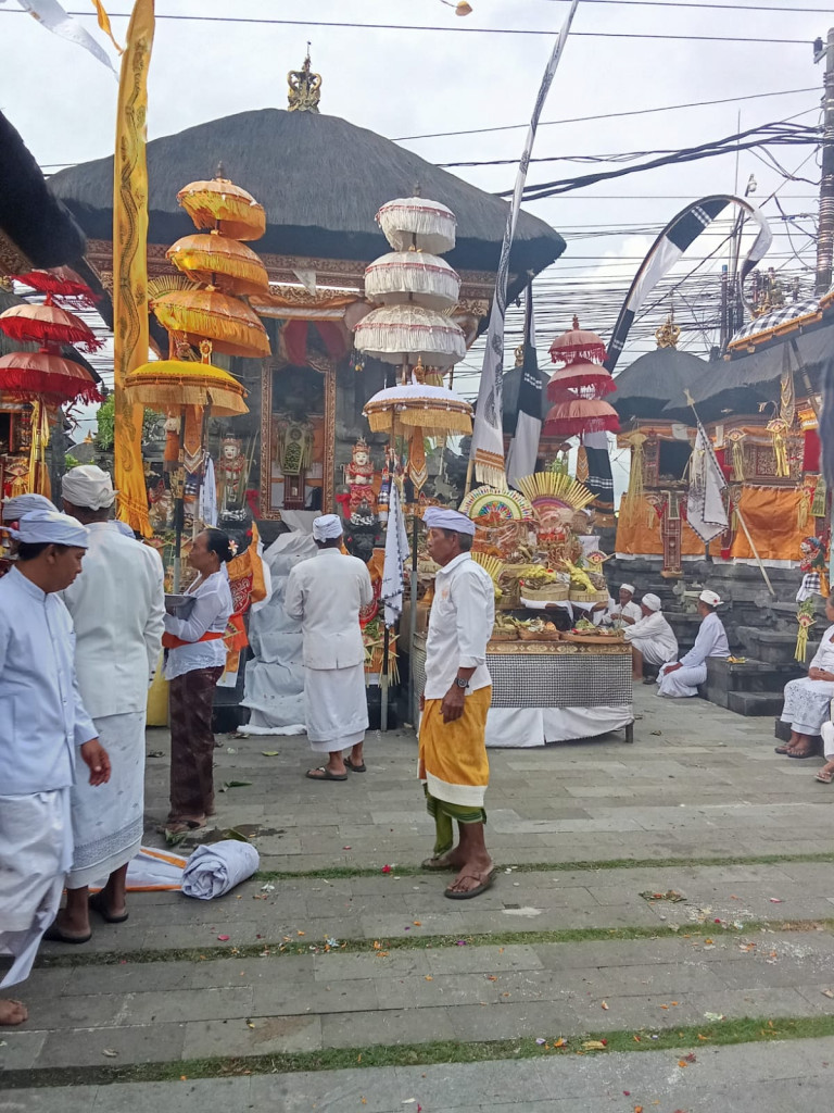 PUJAWALI RING PURA ULUN SIWI SUBAK TUNGKUB MENGWI