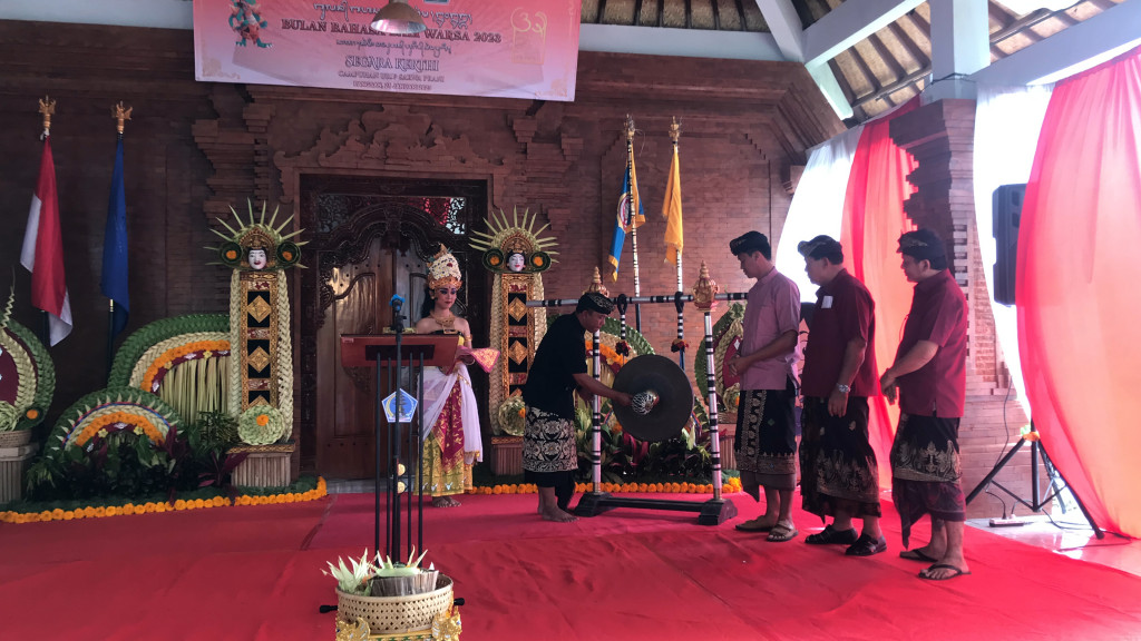 Pembukaan Bulan Bahasa Bali Desa Pangsan