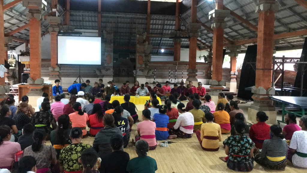 Sosialisasi Pemilahan Sampah di Banjar Pangsan Tengah - Dalem